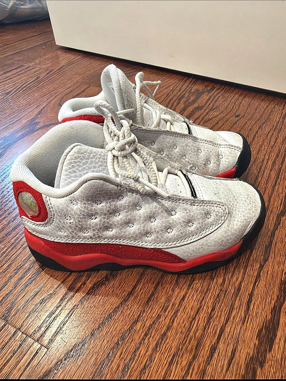 Jordan 13 Retro Sneakers White & Red Boys US 9C
